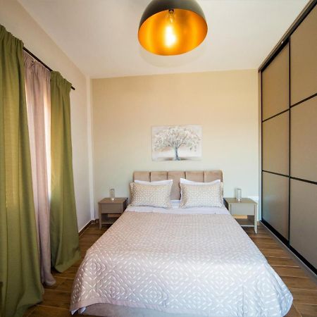Syrene Luxury Suites Ermoupoli Exteriör bild