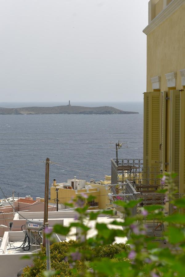 Syrene Luxury Suites Ermoupoli Exteriör bild
