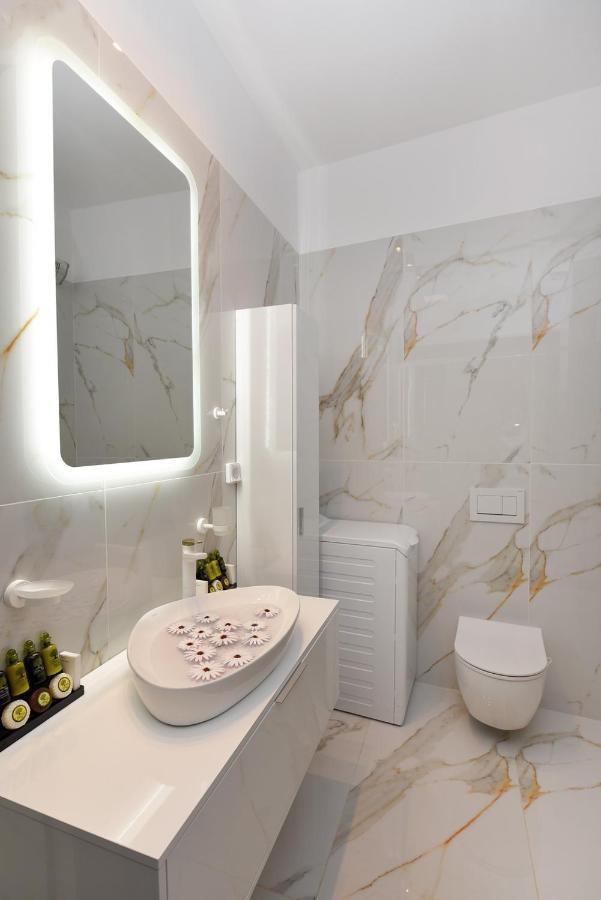 Syrene Luxury Suites Ermoupoli Exteriör bild