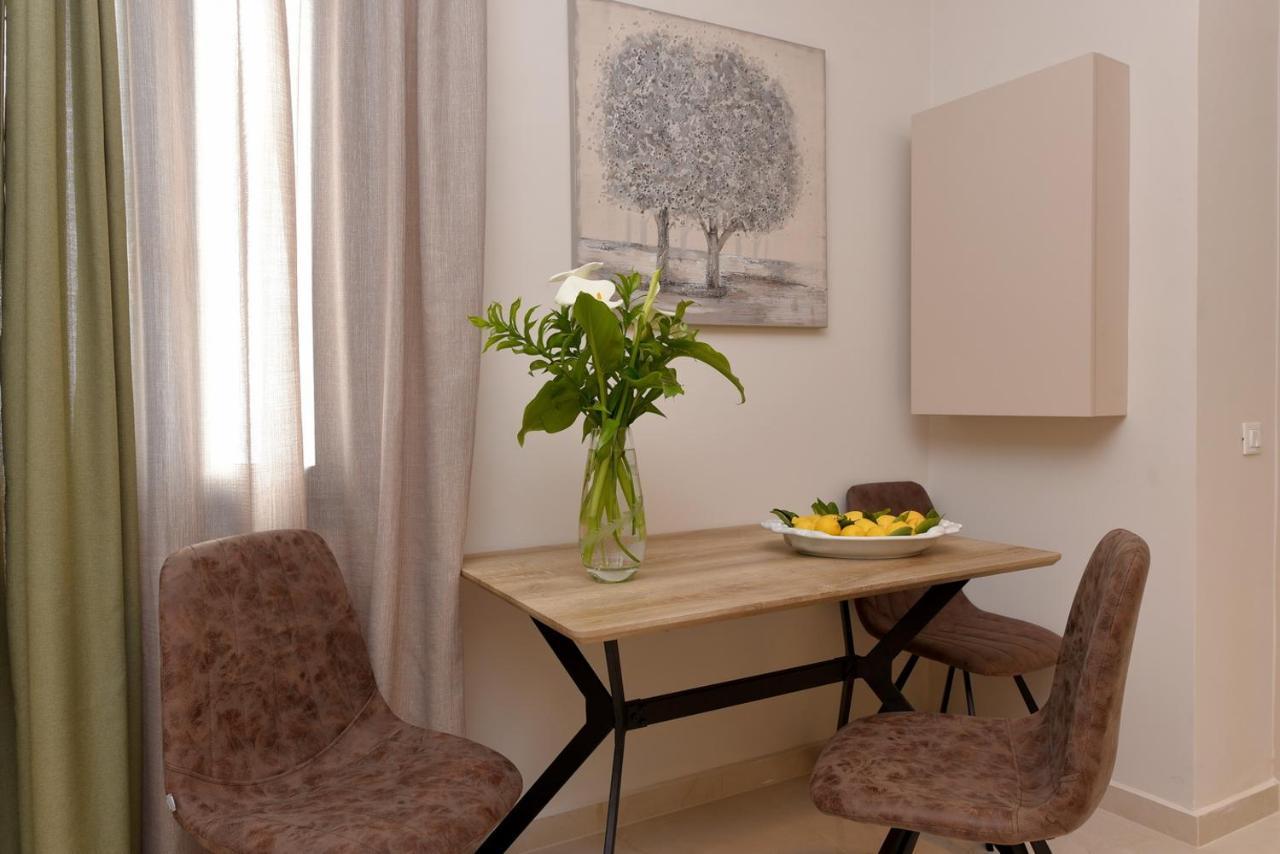 Syrene Luxury Suites Ermoupoli Exteriör bild